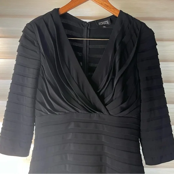 Adrianna Papell V Neck 3/4 Sleeves Dress - Picture 3 of 7